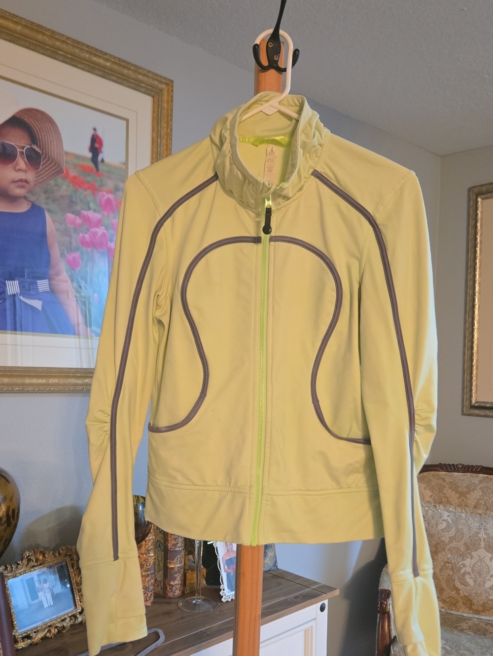 lululemon athletica Light Green Zip Jacket with Contrast Piping